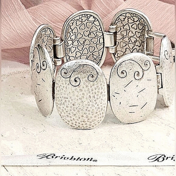 Brighton Natural Elements Brushed Silver Hammered Textured Bracelet - Picture 1 of 6